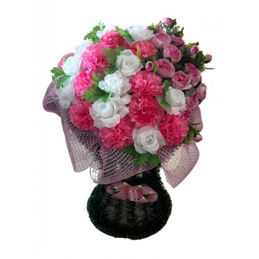 Ритуальная корзина из искусственных цветов бело-розовая Mini Шик